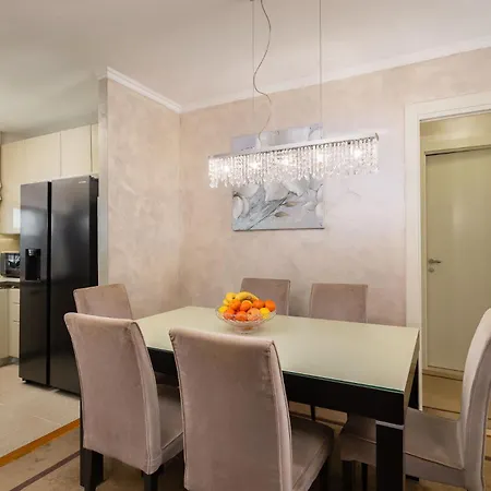 Cecilia Apartment, Private Parking Included Apartmán Split