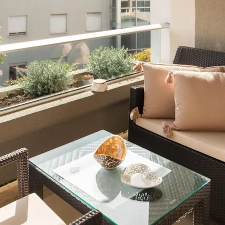 Apartman Cecilia Apartment, Private Parking Included