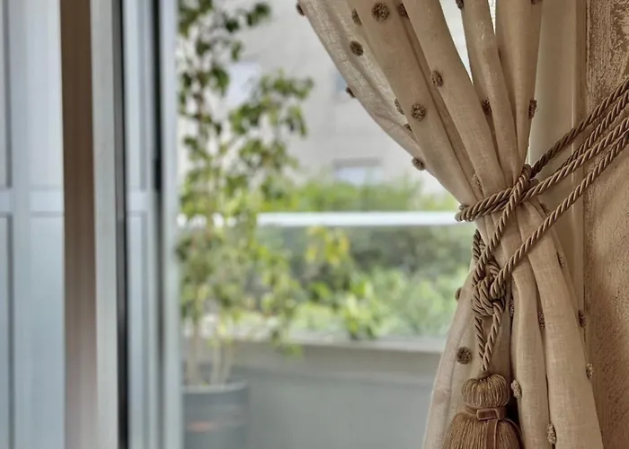 Apartment Cecilia Apartment, Private Parking Included