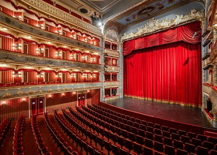 Cecilia Apartment, Private Parking Included Apartment