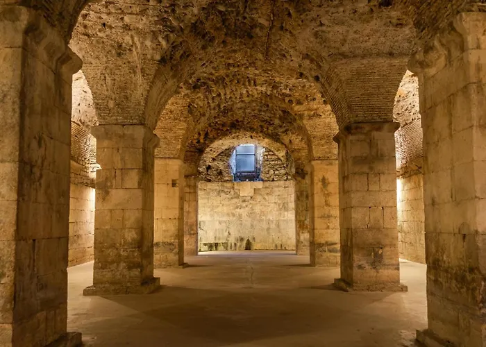 Cecilia Apartment, Private Parking Included